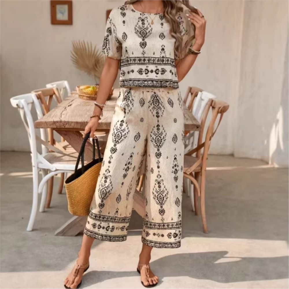 New Ethnic Fashion - طقم نسائي عصري بطباعة عرقية ريترو