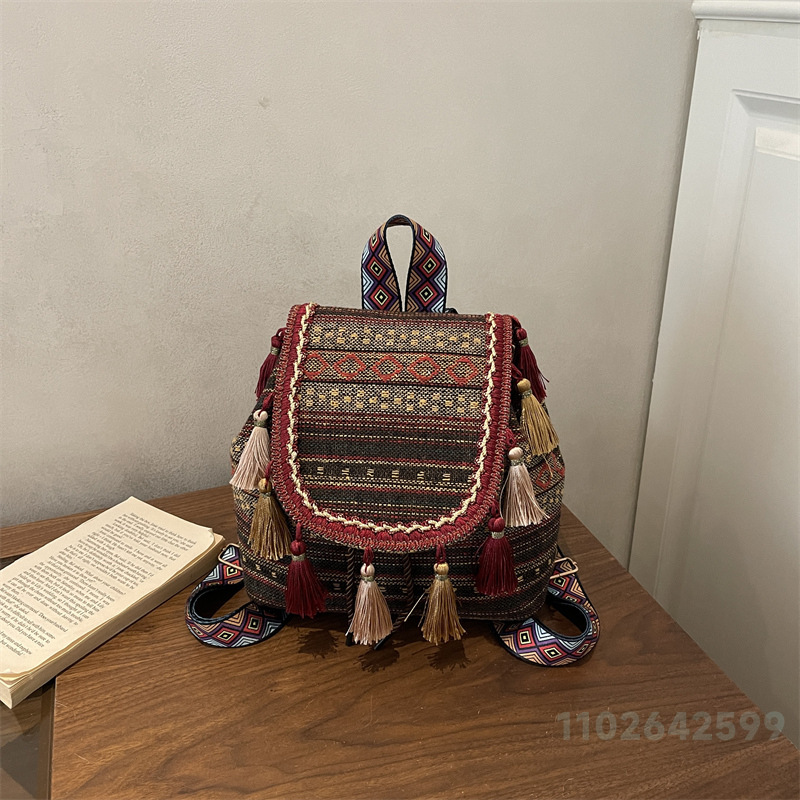 حقيبة ظهر نسائية جديدة لعام 20 - مراجعة New Ethnic Fashion وسعره